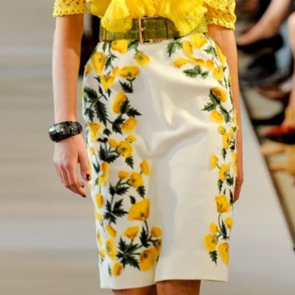 $3.600 NEW OSCAR DE LA RENTA STUNNING FLORAL SILK EMBROD RUNWAY SKIRT US 10